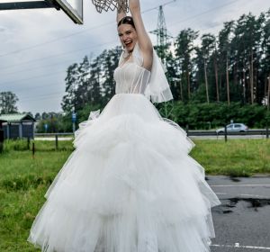 dunk bride.jpg