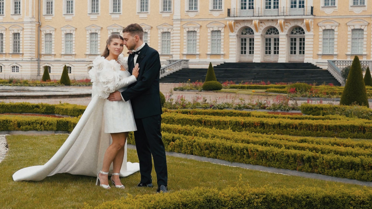 Vladislav & Valerija (thumb).jpg